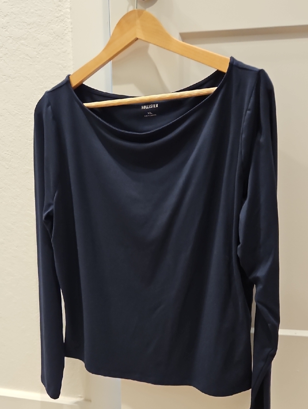 Hollister Women's Navy Long-Sleeve Boatneck Top